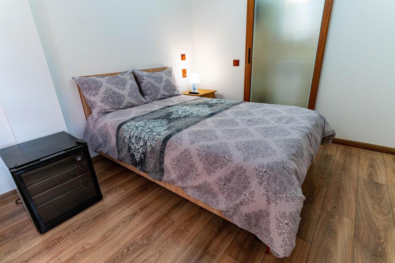 Ferienwohnung La Bebe 2 Beds Hunedoara Exterior foto