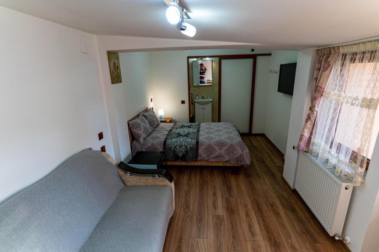 Ferienwohnung La Bebe 2 Beds Hunedoara Exterior foto
