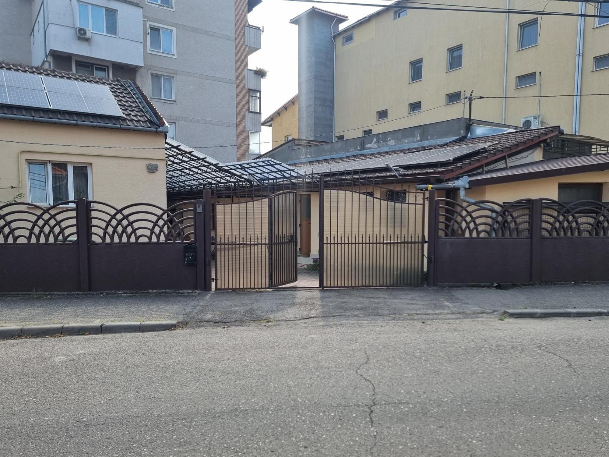 Ferienwohnung La Bebe 2 Beds Hunedoara Exterior foto